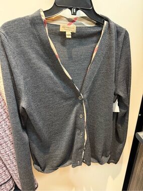 Burberry Britt Women’s Check Trim Size Large Grey Cardigan Sweater
